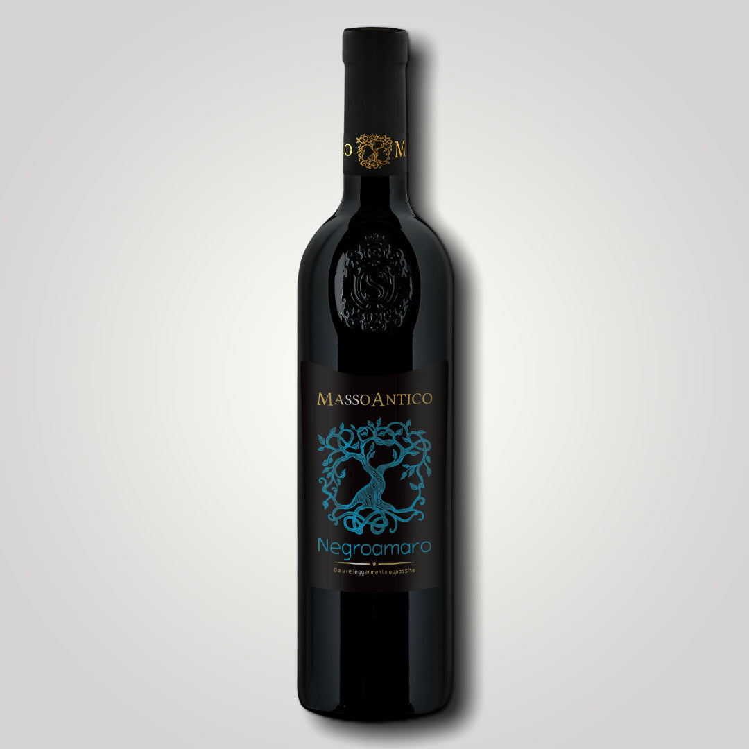 Masso Antico, Negroamaro del Salento IGT, da uve leggermente appassite, 14%